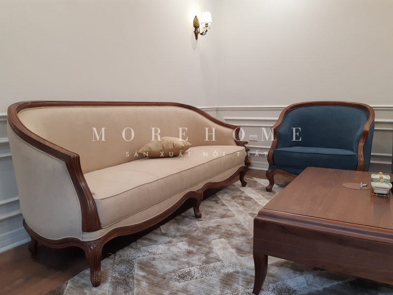 Thi công sofa đơn khung gỗ óc chó bọc nỉ màu xanh coban tân cổ điển màu sắc mới lạ, cao cấp.
